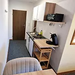 Petrisberg Apartment *