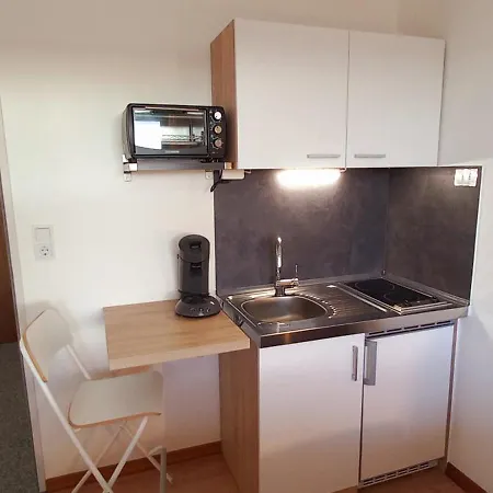 Petrisberg Apartment *